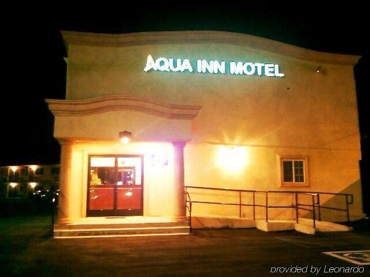 אל מונטה Aqua Inn Motel מראה חיצוני תמונה