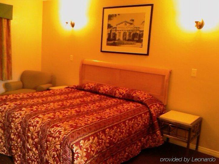 אל מונטה Aqua Inn Motel מראה חיצוני תמונה